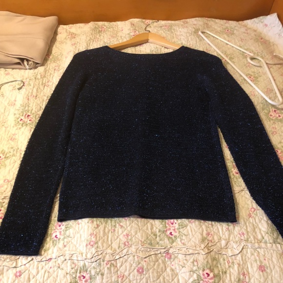 Sweater - Picture 4 of 4